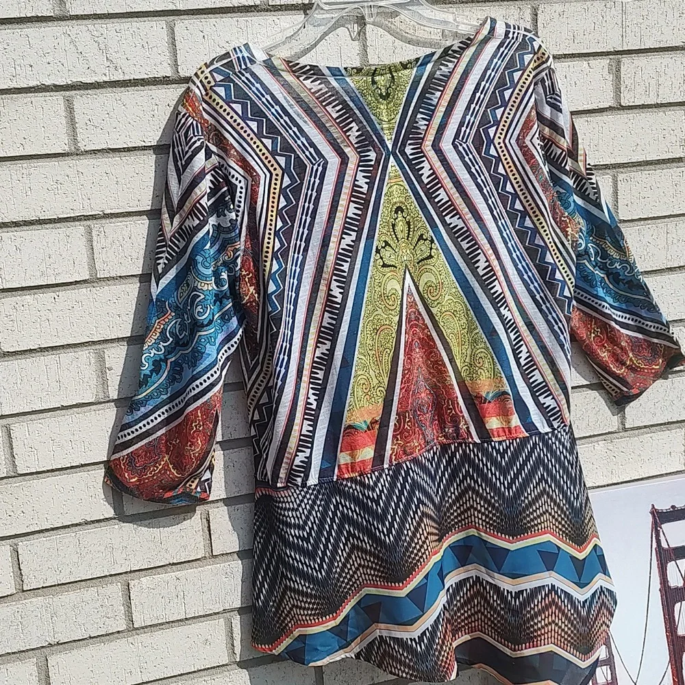 Multi-Color Top - Picture 8 of 10